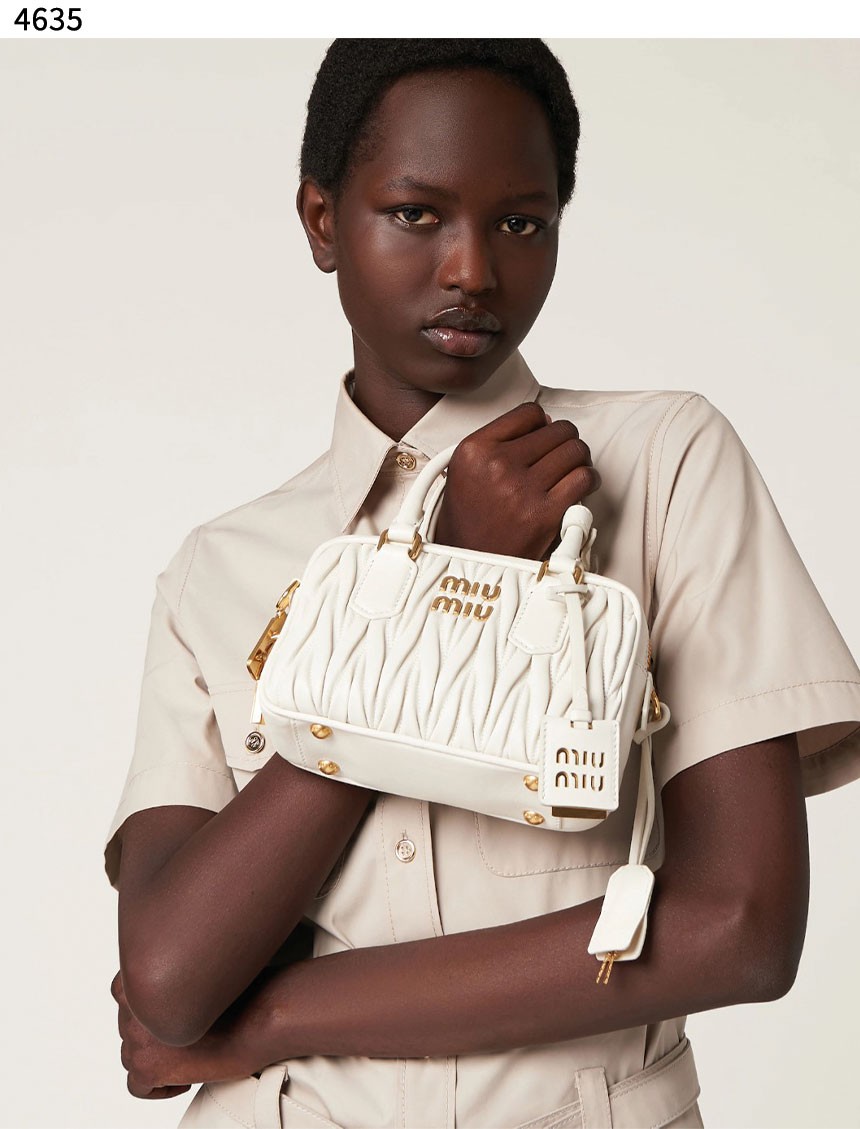 #미우미우 [MIU MIU] 수입프리미엄급 아르카디 마테라쎄 나파 가죽 백 정품급 신상 입고💢 #태그 #가방 #4635