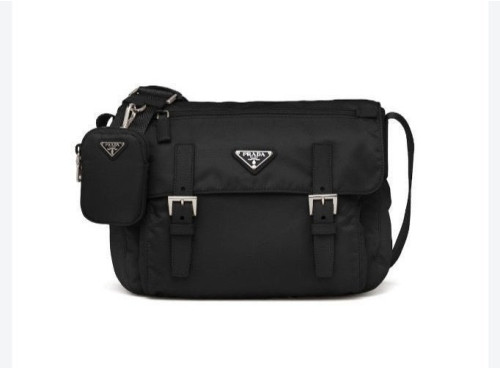 포코노 메신저백 (1BD953)