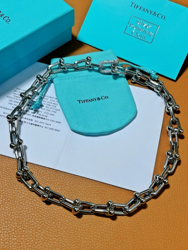 티파니 그레듀에이티드 링크