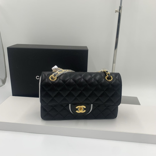 #샤넬  클래식 캐비어 금장 스몰