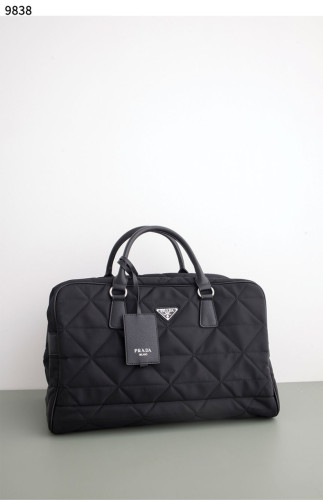 #프라다 [PRADA] 프라다 퀼팅 리나일론 트레블 백 신상입고💢 #가방 #9838