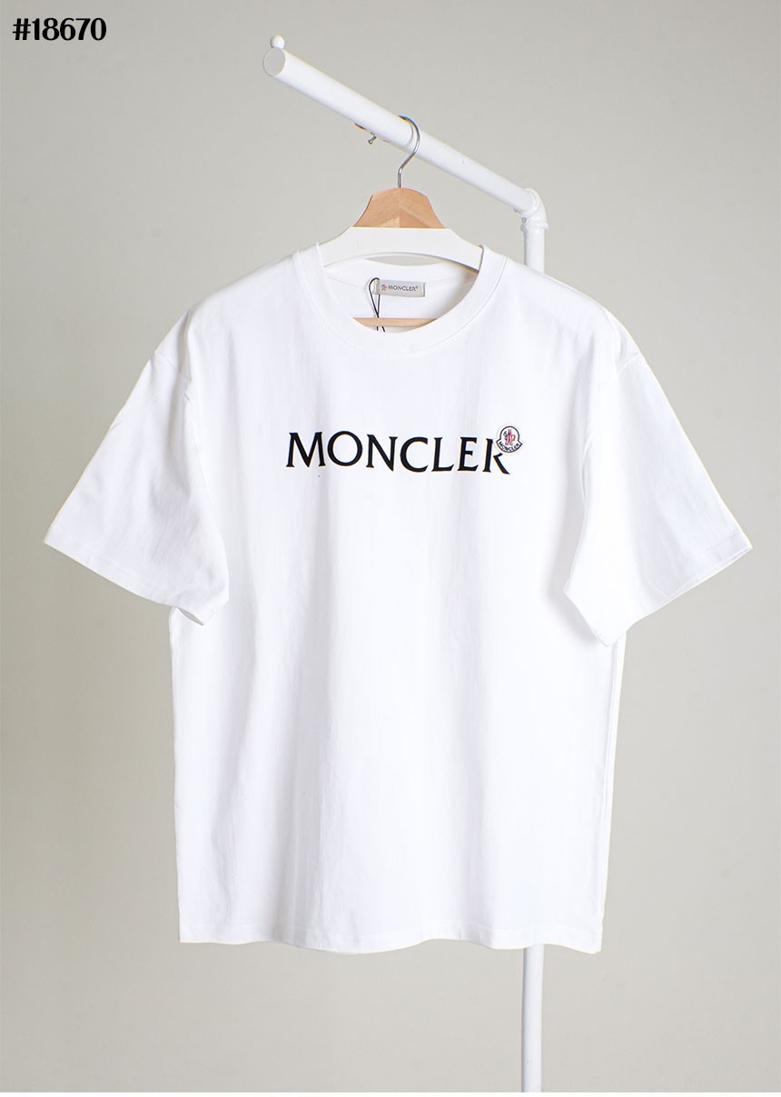 🔆 [MONCLER] 몽클레어 와펜 패치 레터링 로고 숏 슬리브 베이직 코튼 티셔츠 🔆