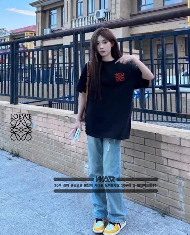 💕 로** 낙서 디자인 반팔 티셔츠