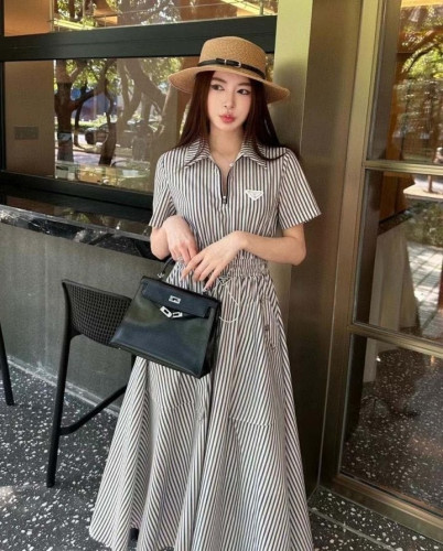 💕 프** 수입 카라넥 스트라이프 드레스
