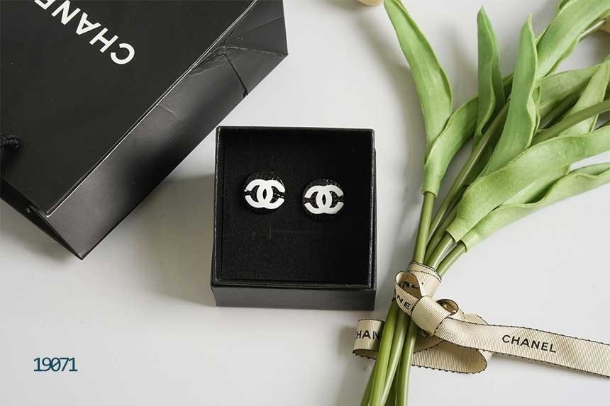 💕 샤* CC 로고 이어링