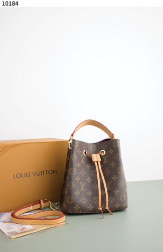 ❗ #루이비통 [Louis Vuitton] 네오노에 BB 버킷백 신상입고❗ #가방