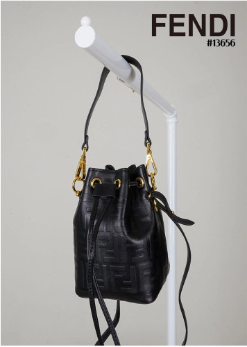 🔆 [FENDI] 팬디 FF 몬트레조 레더 버킷백 미니 블랙 🔆