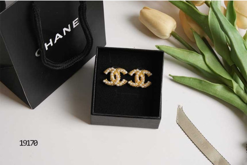 🔆 [CHANEL] 샤넬 CC펄로고 금장 이어링🔆