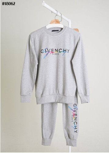 🔆 [GIVENCHY] 지방시 레인보우 로고 그래픽 맨투맨 티셔츠 & 밴딩 테리 팬츠 셋 🔆
