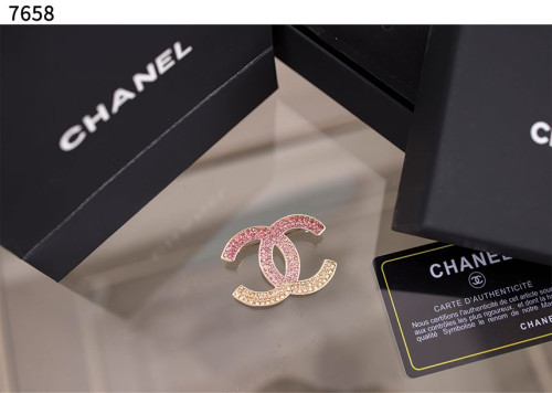#샤넬 [Chanel] 샤넬 그라데이션 팬던트 브로치 신상입고💢 #브로치 #7658