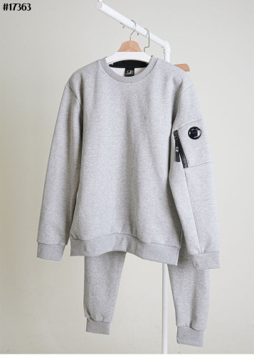 🔆 [CP.company] 씨피컴퍼니 렌즈 패치 코튼 플리스 스웨트 셔츠 & 플리스 카고 스웨트 팬츠 셋 🔆