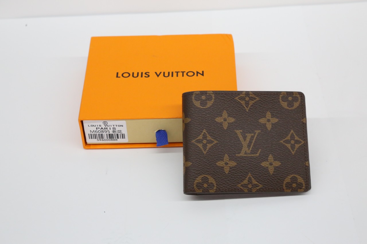 ✨루이비통 멀티플 월릿 모노그램 캔버스✨