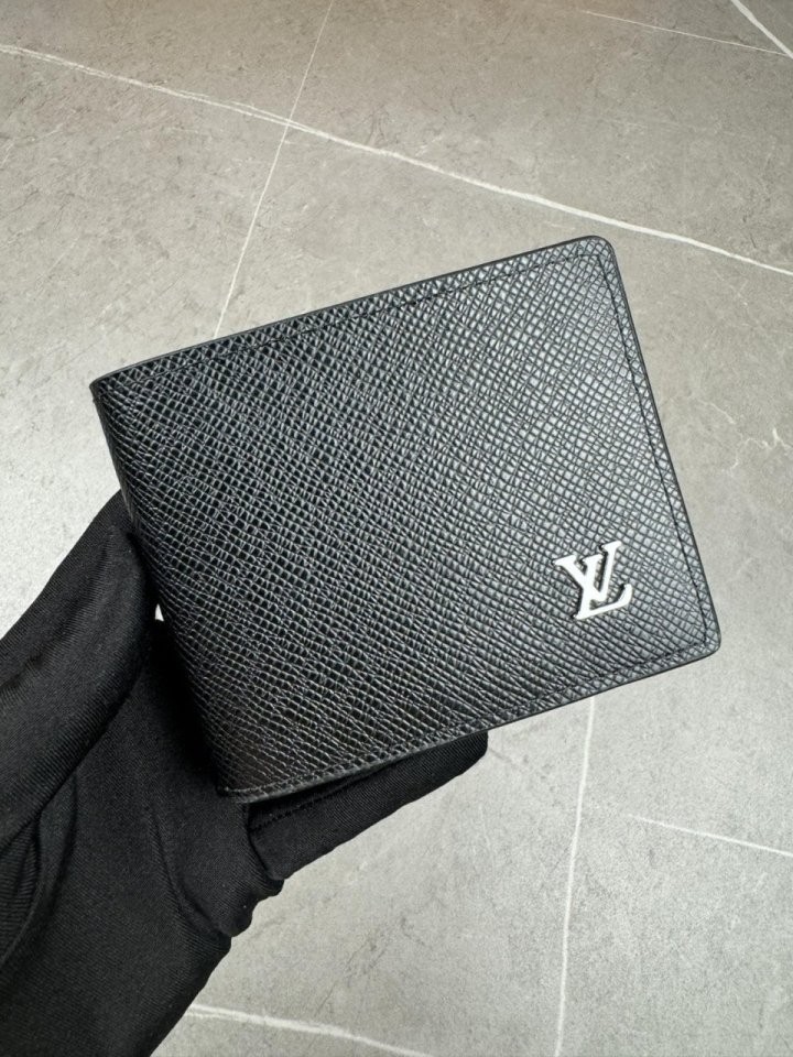 ✨루이비통 멀티플 타이가 반지갑 ✨