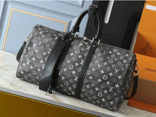 ✨루이비통 반둘리에 50 여행가방✨