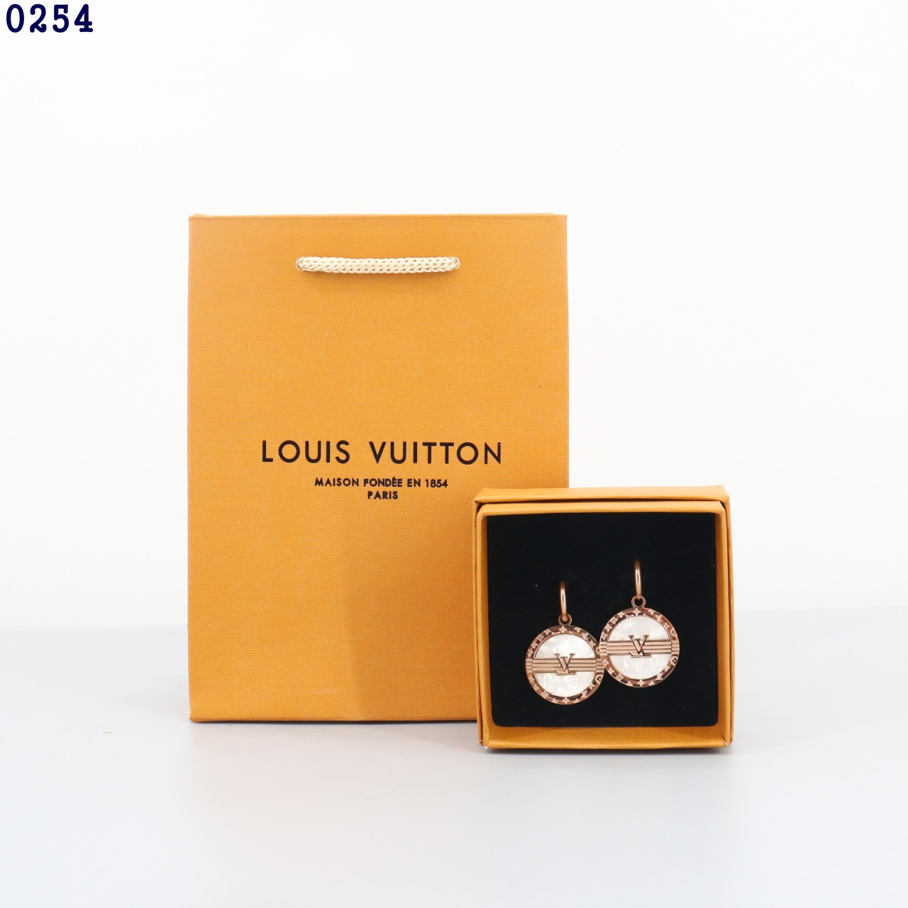 👹루이*통 로즈골드 화이트 원형 귀걸이👹