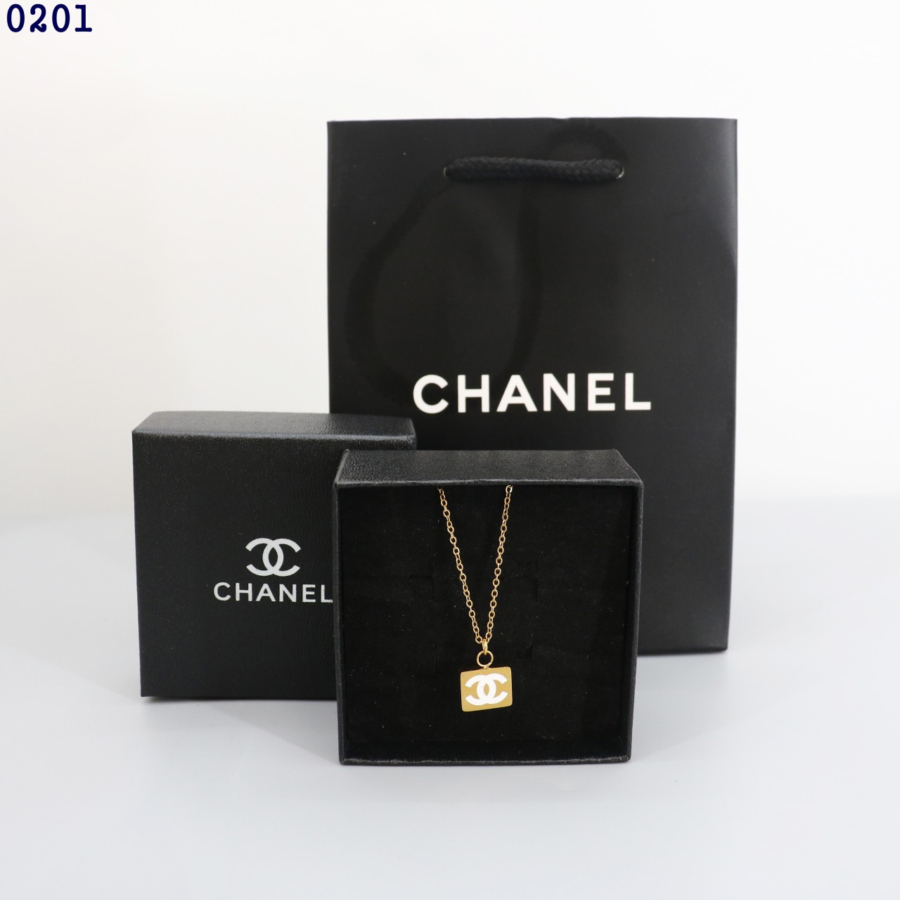 👹샤* 화이트로고 골드 목걸이 👹