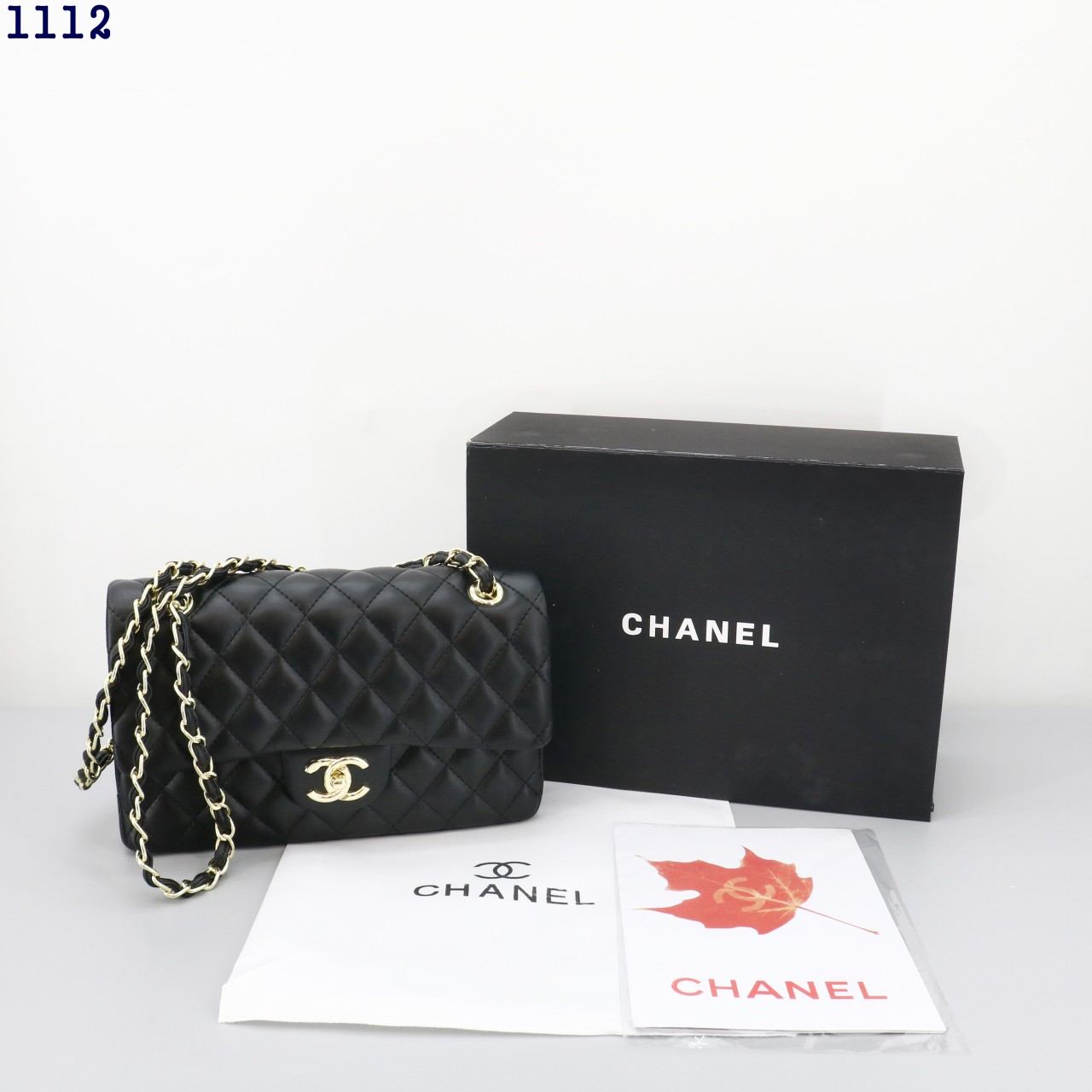 👹샤* 클래식 미디움 플랩백 램스킨 & 골드 메탈 블랙👹