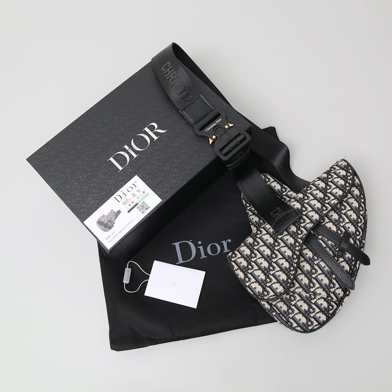 👹디* 오블리크 자가드 새들백👹