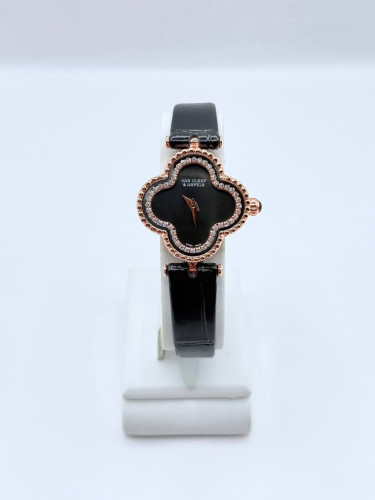  에펠 알함브라 시계