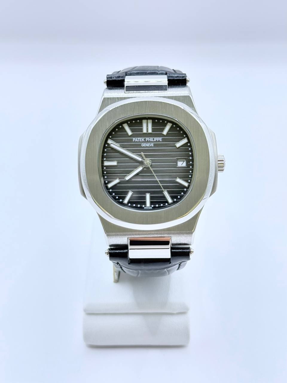 파택필립 노틸러스 블랙 다이얼 블랙 가죽