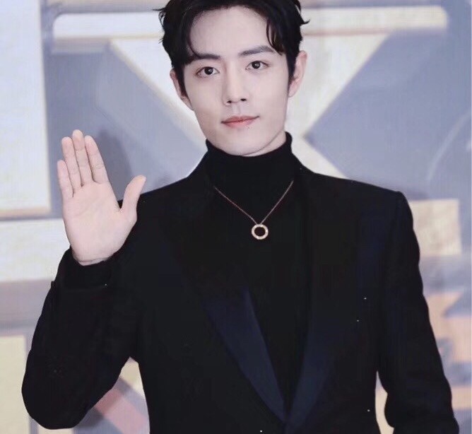 까르띠에 LOVE 네크리스, 다이아몬드 - 옐로우 골드