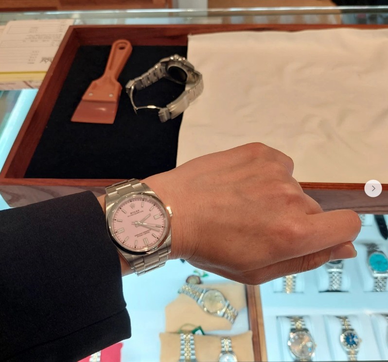 로렉스 데이저스트 핑크다이얼