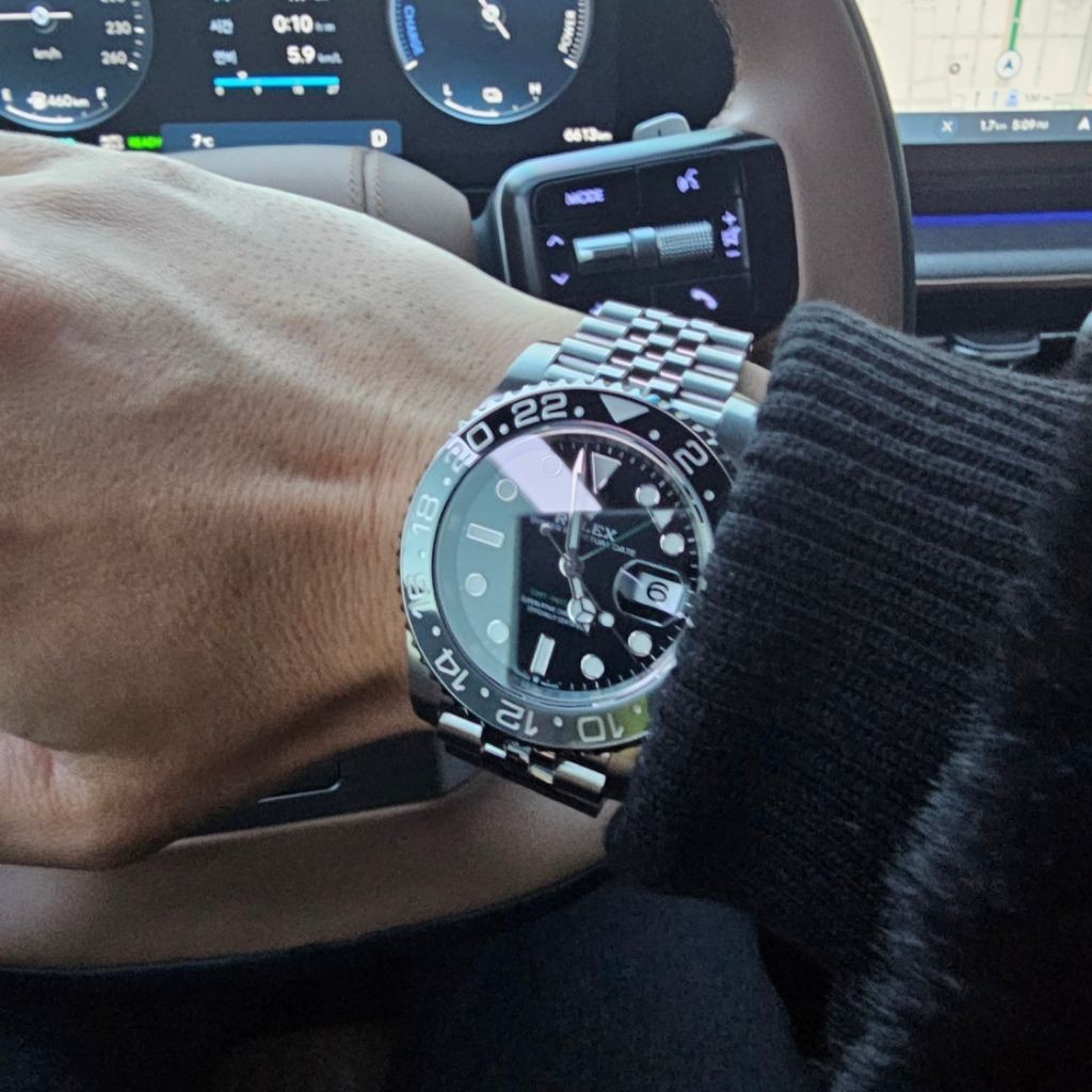 롤렉스 GMT-마스터 2 40mm 126710GRNR 블랙 쥬빌리