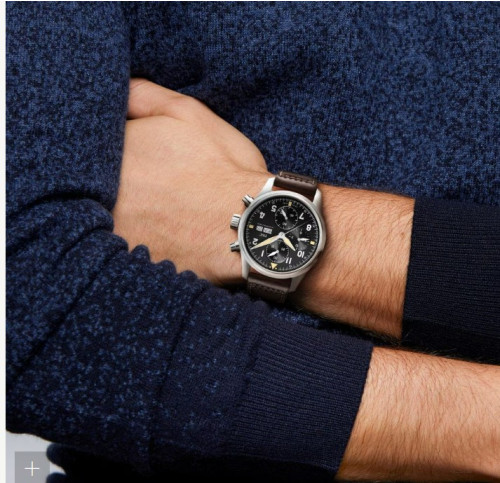 IWC 파일럿 워치 크로노그래프 스핏파이어