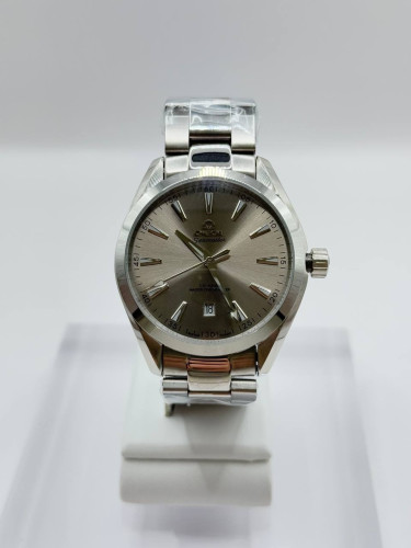 아쿠아테라 150M 코-액시얼 마스터 크로노미터