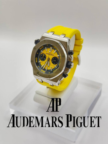 오데마피게 로얄오크 오프셔 다이버 옐로우다이얼