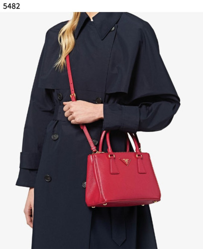 #프라다 [PRADA] 수입프리미엄급 갤러리아 사피아노 더블 지퍼 숄더 토트백 신상입고💢 #태그 #가방 #5482