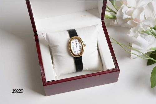🔆 [CARTIER] 까르띠에 여성 베누아 워치 스몰 금장🔆