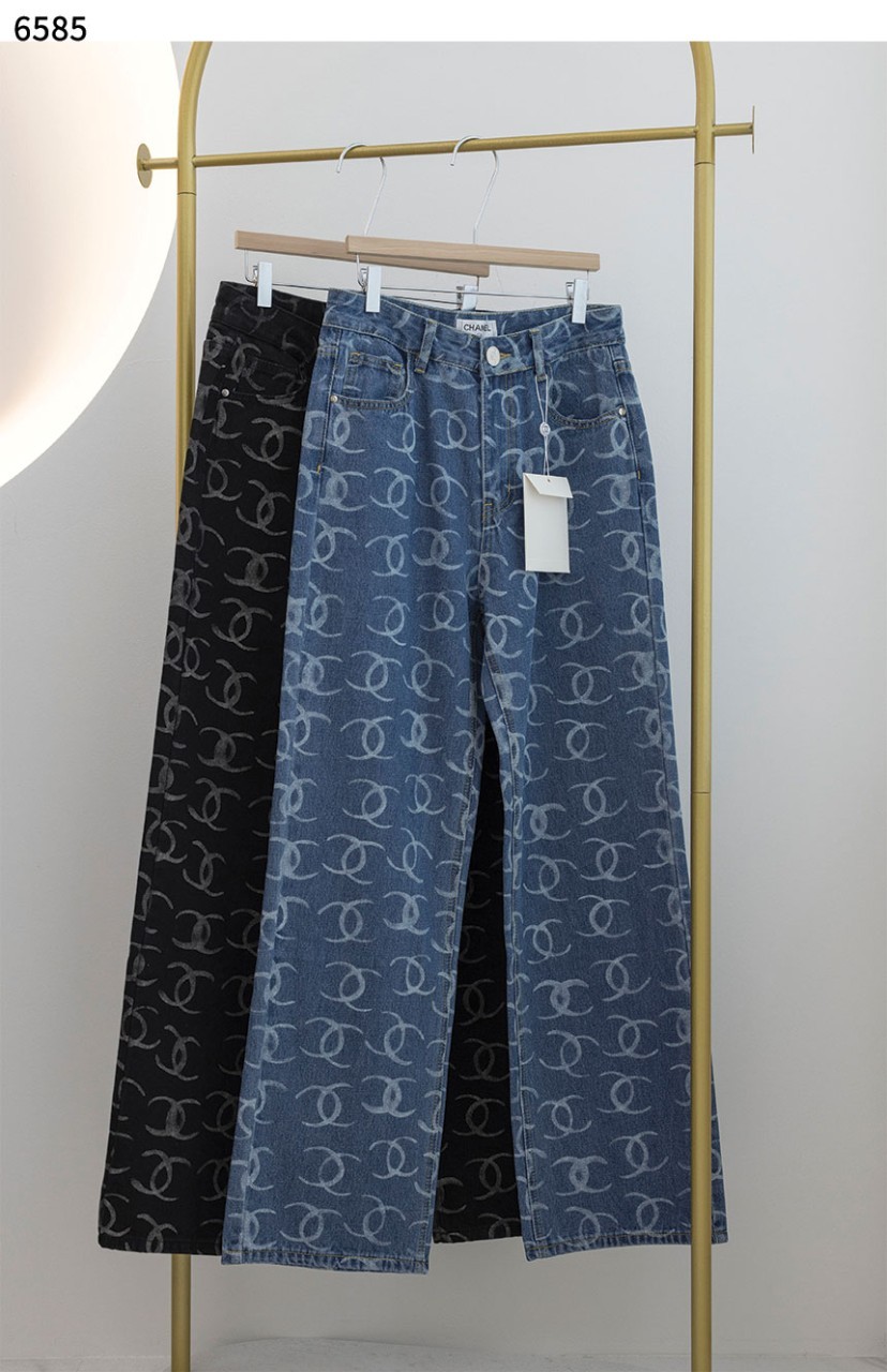 #샤넬 [Chanel]  진 프린티드 자수 데님 신상입고💢 #하의 #팬츠 #6585