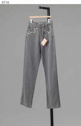 #미우미우 [MIU MIU]  펄 포켓 슬림 데님 팬츠 신상입고💢 #하의 #팬츠 #5714