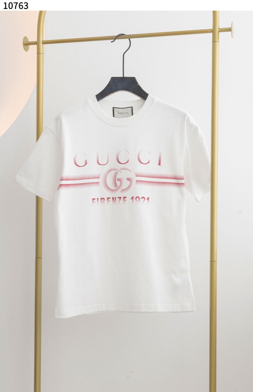 #구찌 [GUCCI] 구찌 프린트 코튼 저지 티셔츠 신상입고💢 #상의 #티셔츠 #10763
