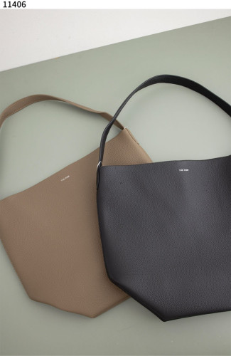 #더로우 [THE ROW] 파크 토트 핸드백 신상입고💢 #가방 #11406