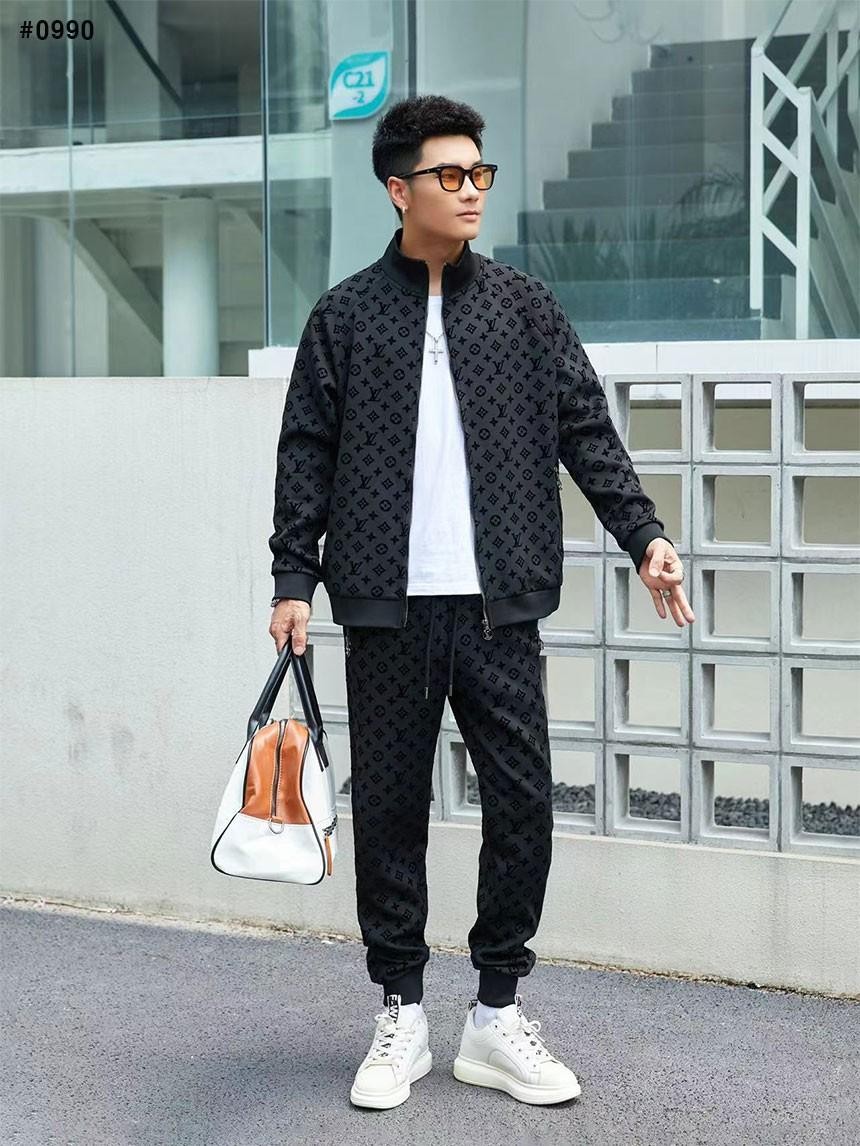 🍀 [LOUIS VUITTON] 루이비통 모노그램 엠보 로고 트레이닝 셋 🍀