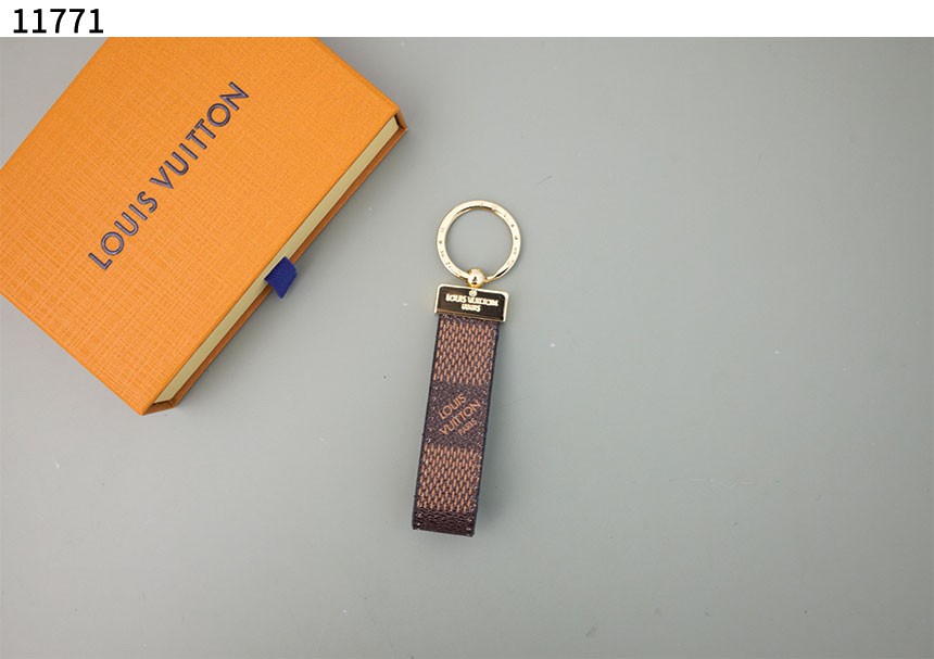 #루이비통 [Louis Vuitton] 모노그램 드라곤느 키홀더 신상입고💢 #키홀더 #11771