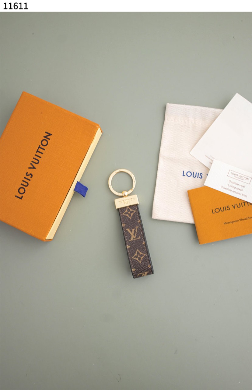 #루이비통 [Louis Vuitton] 모노그램 드라곤느 키홀더 신상입고💢 #키홀더 #11611