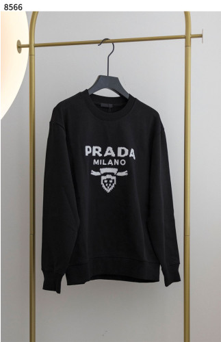 #프라다 [PRADA] 남성 로고 자수 크루넥 맨투맨 신상입고💢 #상의 #티셔츠 #8566