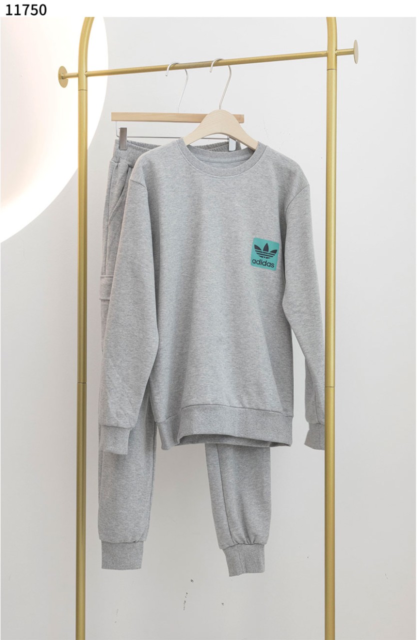 #아디다스 [ADIDAS] 하늘 소라색 로고 트레이닝 셋 신상입고💢 #세트 #11750