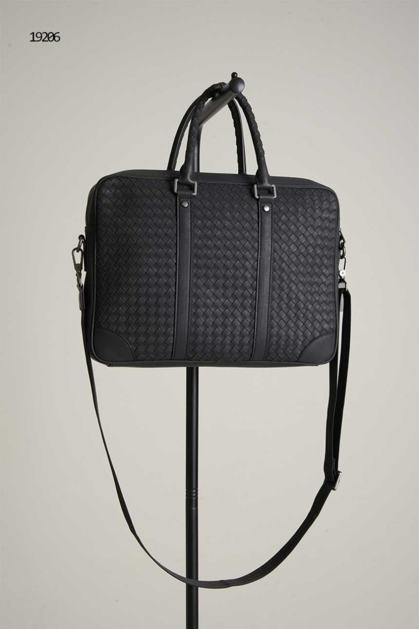 🔆 [Bottega Veneta] 보테가베네타 인트레치아토 무광 스트랩  서류가방 🔆