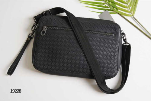 🔆 [Bottega Veneta] 보테가베네타 인트레치아토 지퍼 메신저백 🔆