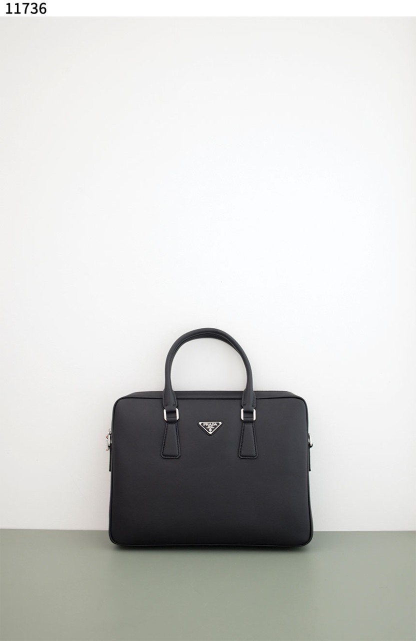#프라다 [PRADA] 사피아노 가죽 브리프케이스 블랙 신상입고💢 #가방 #11736
