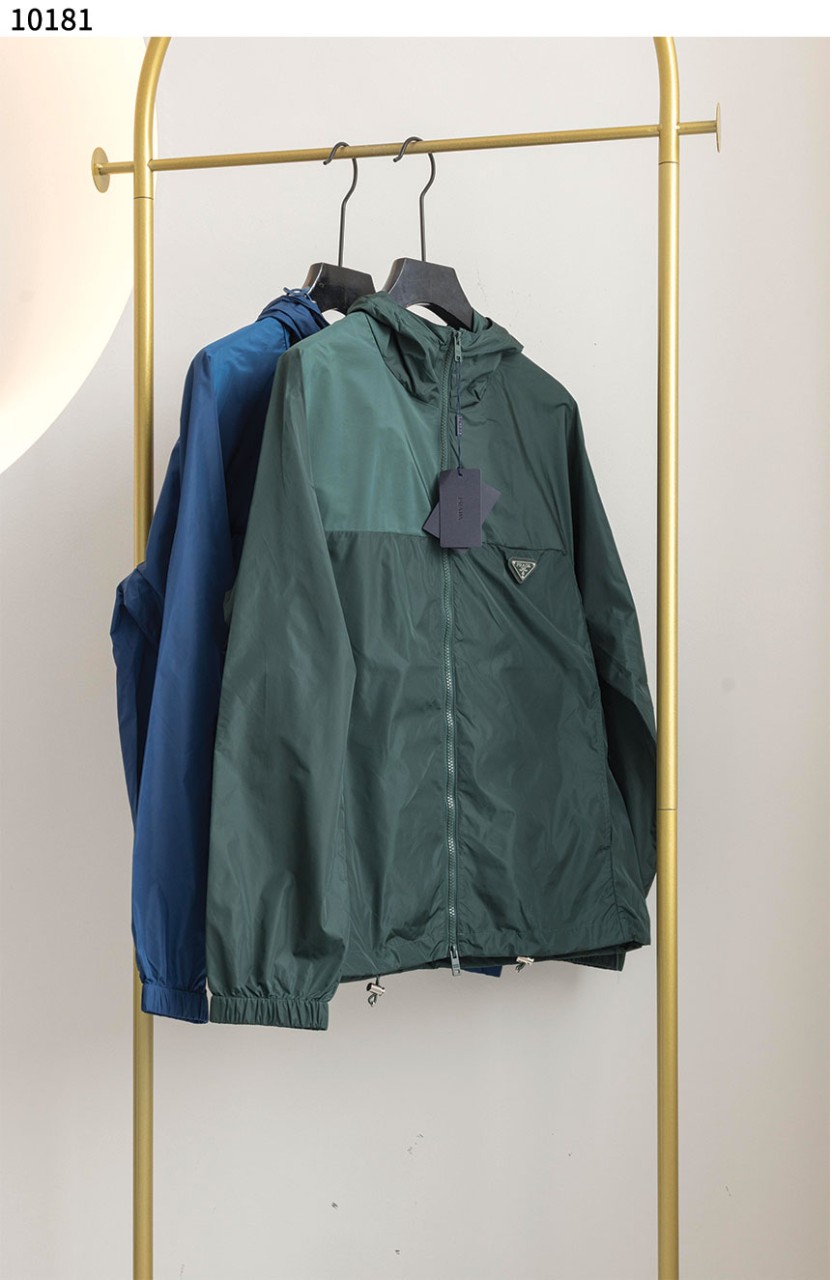 #프라다 [PRADA] Prada Re-Nylon Jacket 신상입고💢 #상의 #자켓 #10181