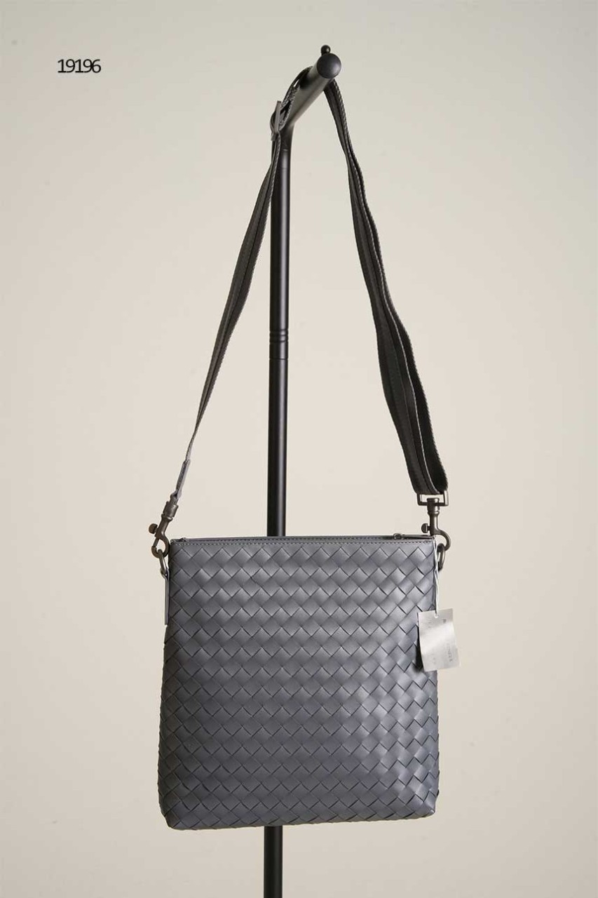 🔆 [Bottega Veneta] 보테가베네타 인트레치아토 메신저 백 🔆