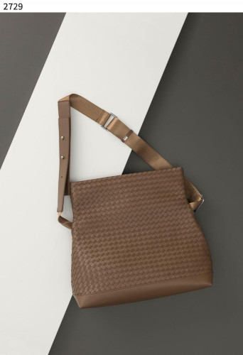 #보태가베네타 [BOTTEGA VENETA] 보테가베네타 플랩 크로스백 신상입고💢 #가방 #2729