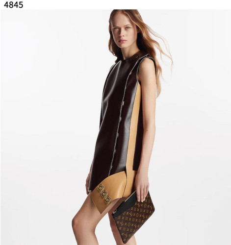 #루이비통 [LOUIS VUITTON] 수입프리미엄급 데일리 파우치 신상 입고💢 #태그 #가방 #4845