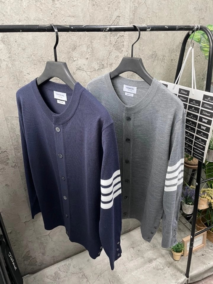 TB 라운드 가디건