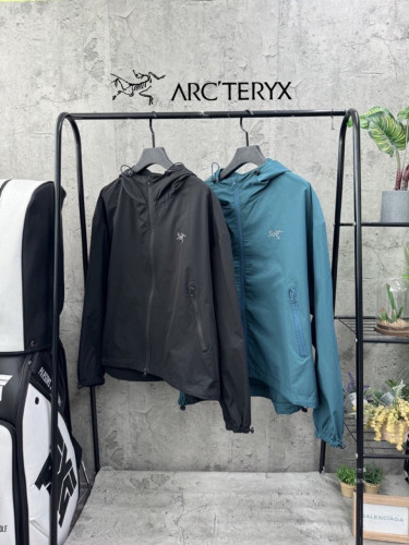 ACT 자수 후드 윈드브레이커 자켓